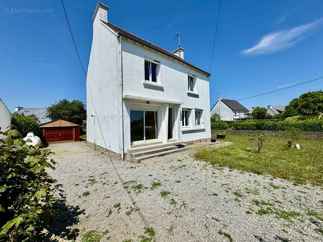 Maison à MELGVEN