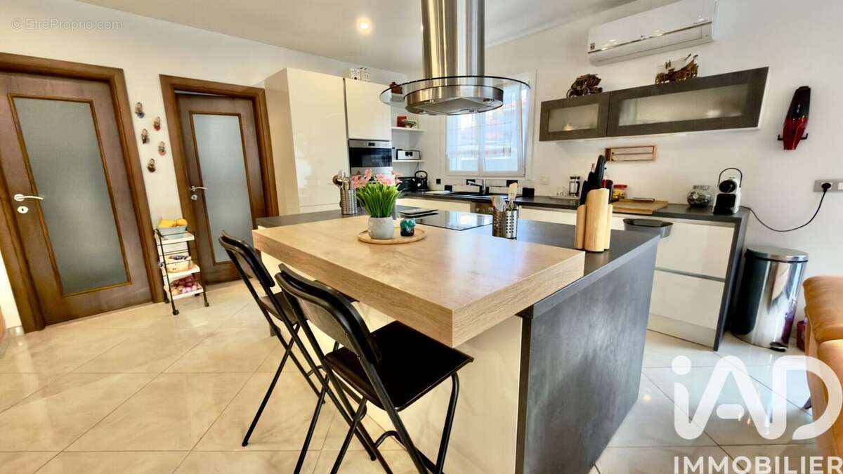 Photo 3 - Maison à LEZIGNAN-CORBIERES