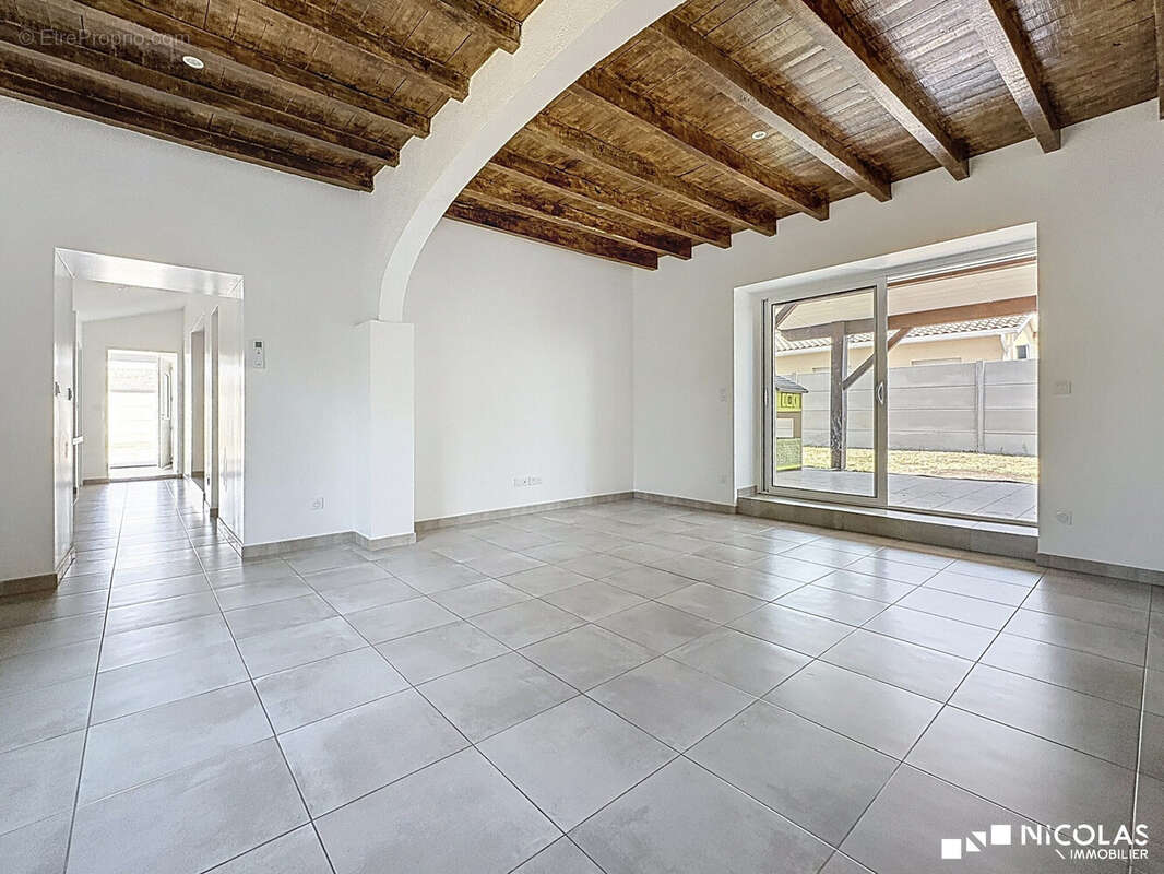 Maison à LIGNAN-DE-BORDEAUX