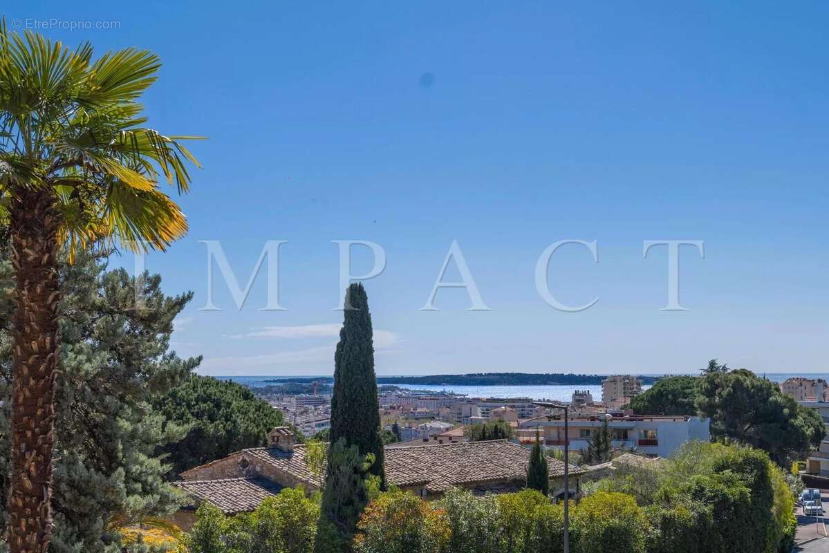 Appartement à CANNES