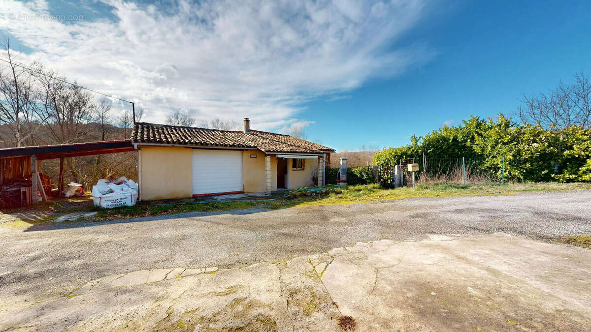 Maison à ESPERAZA