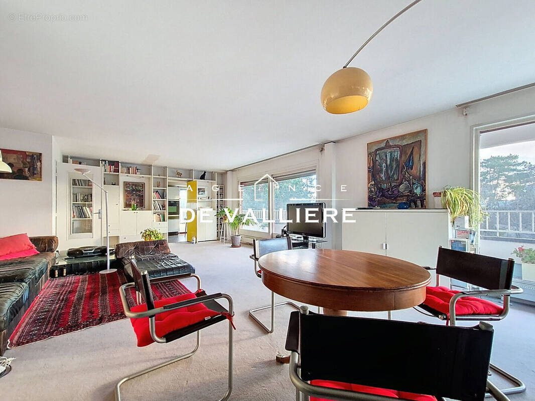 Appartement à NANTERRE