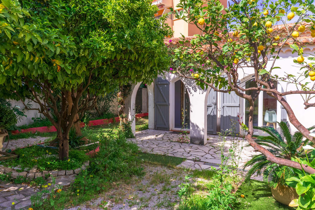 Maison à CAVALAIRE-SUR-MER