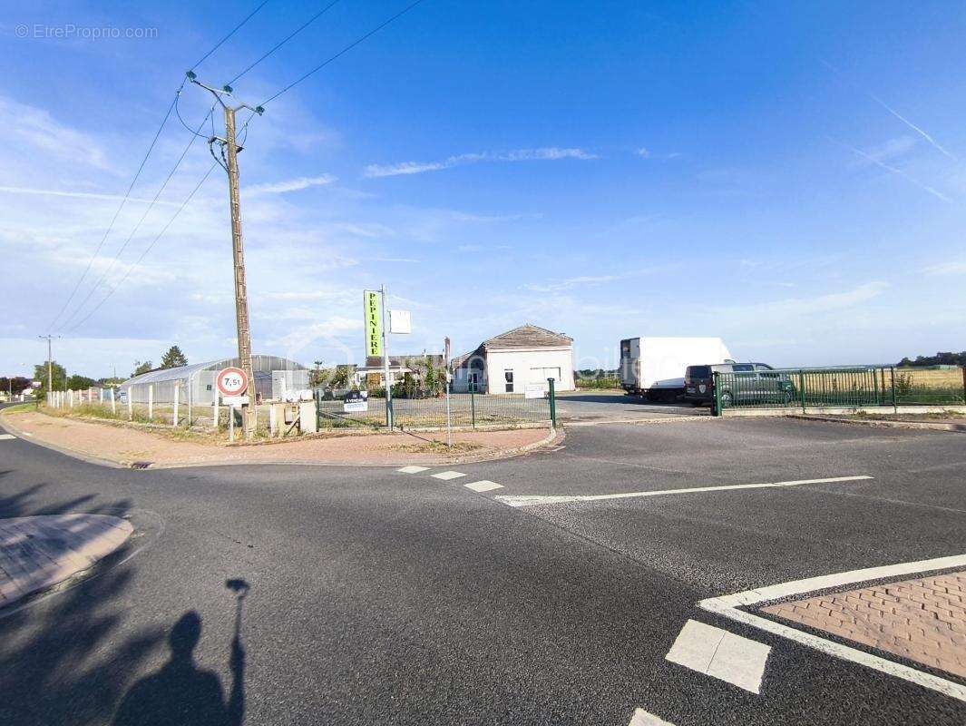 Local commercial de 170 m² avec fort potentiel sur terrain de 2 600 m² - photo 12