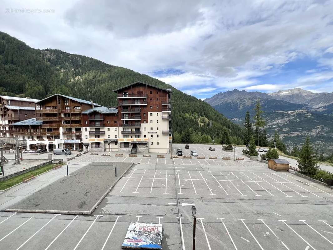 Appartement à AVRIEUX