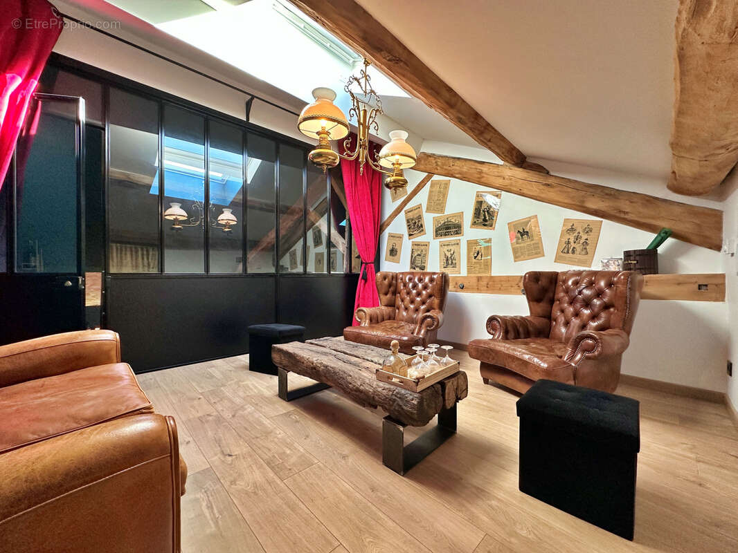 Appartement à BOURGOIN-JALLIEU