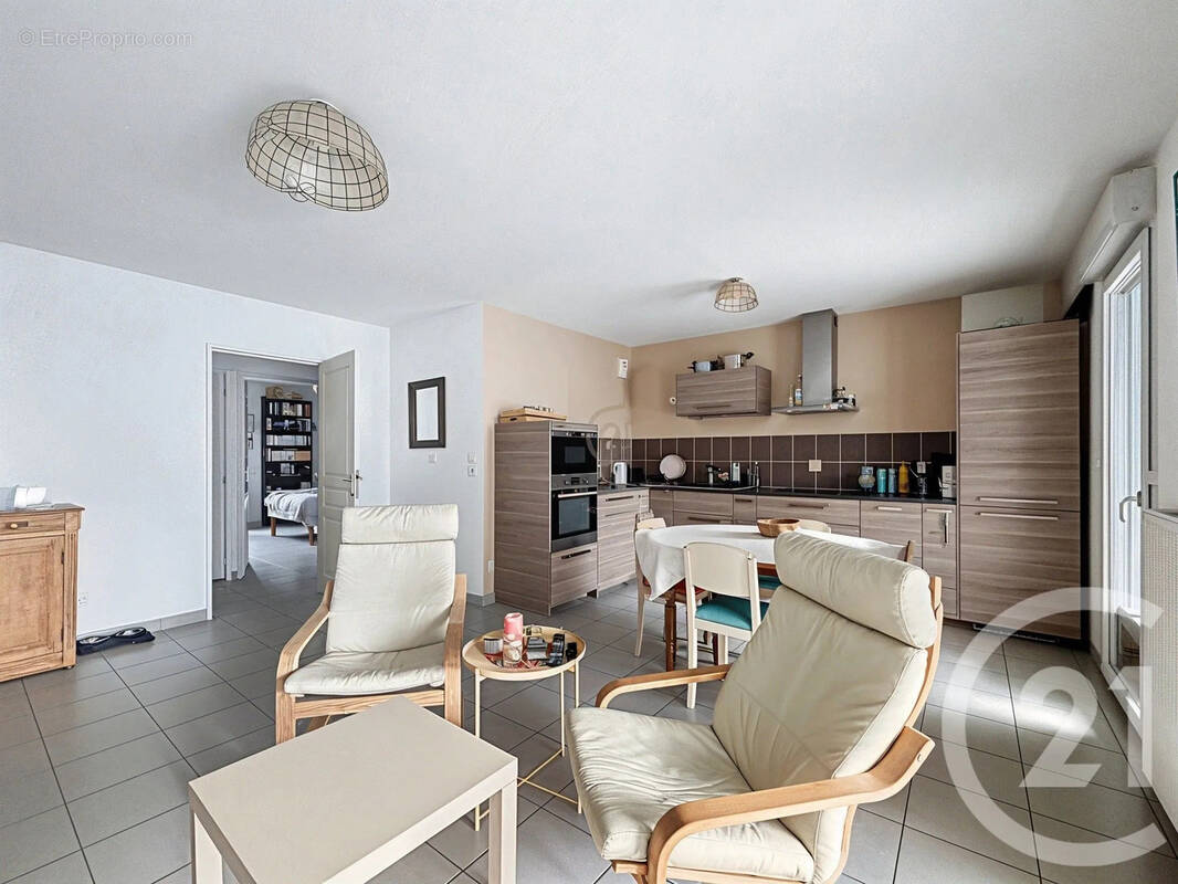 Appartement à VENISSIEUX