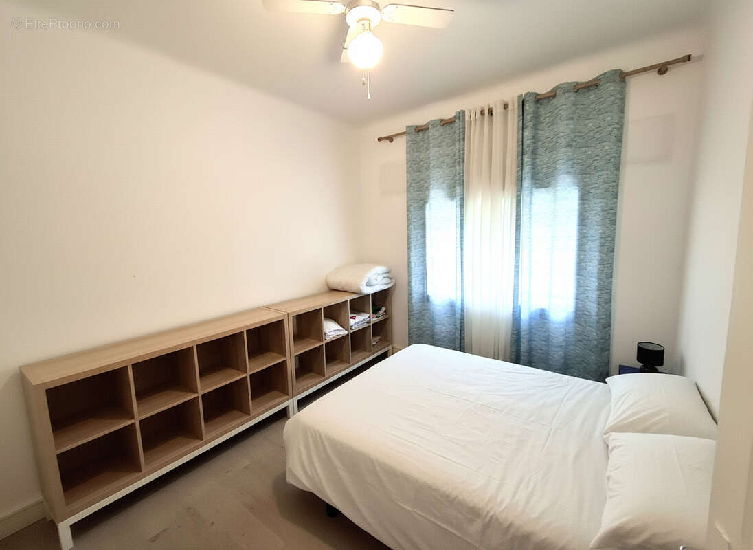 Appartement à MARSEILLE-5E