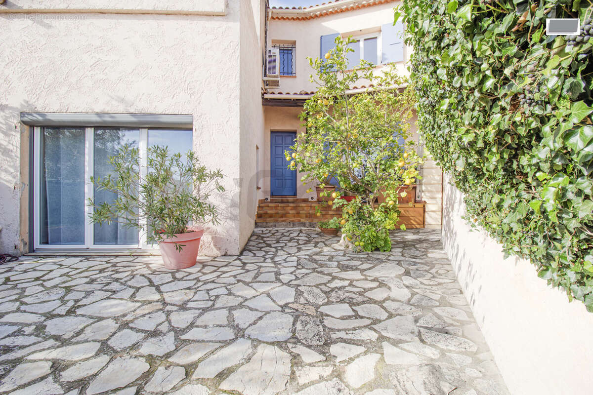 Maison à SANARY-SUR-MER