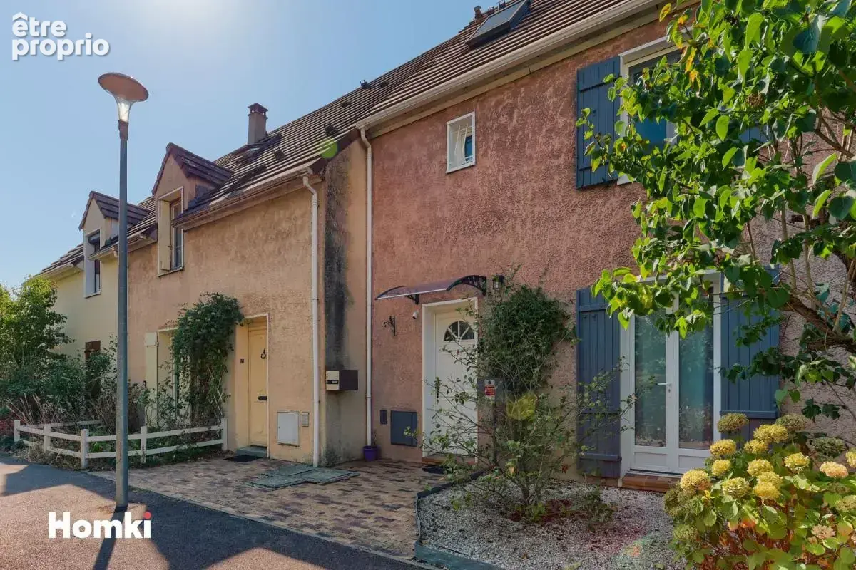 Maison T7 de 135 m² à Combs-la-Ville 77380 - photo 12
