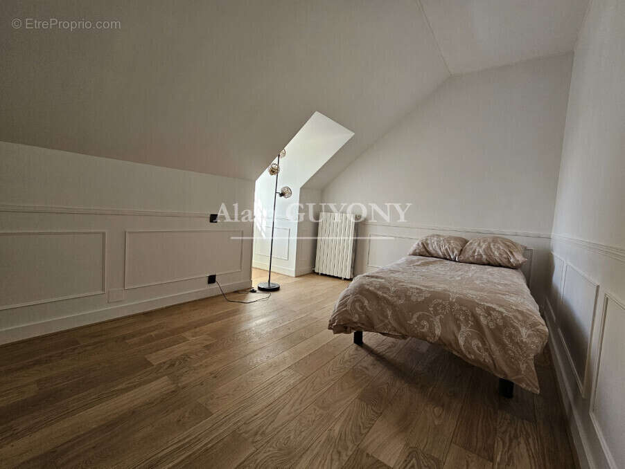 Maison à PONT-L&#039;EVEQUE