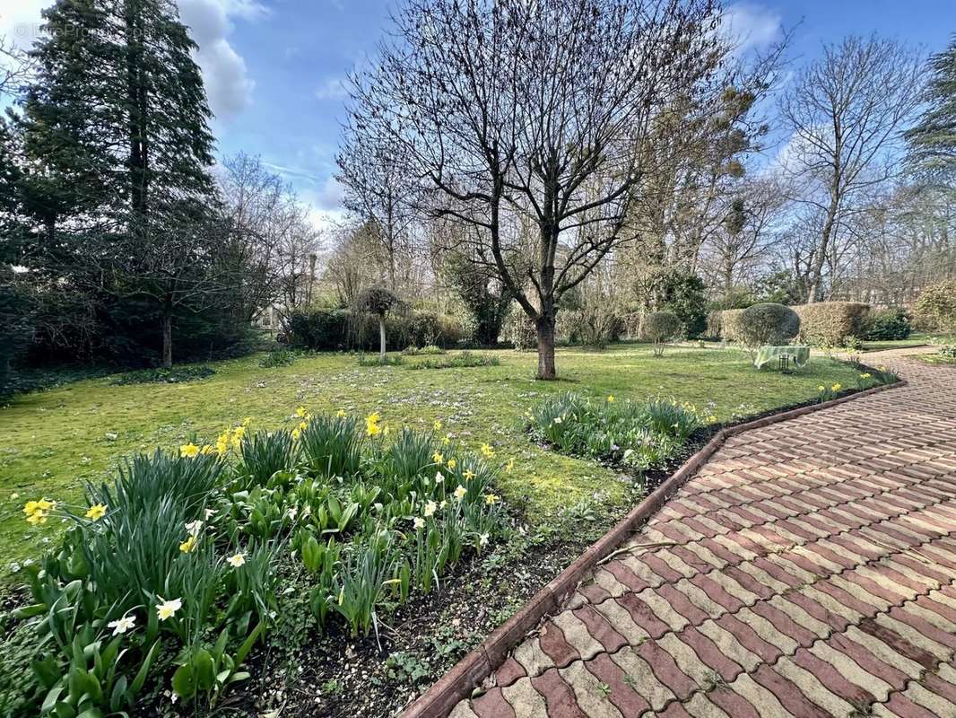 Maison à MONTMORENCY