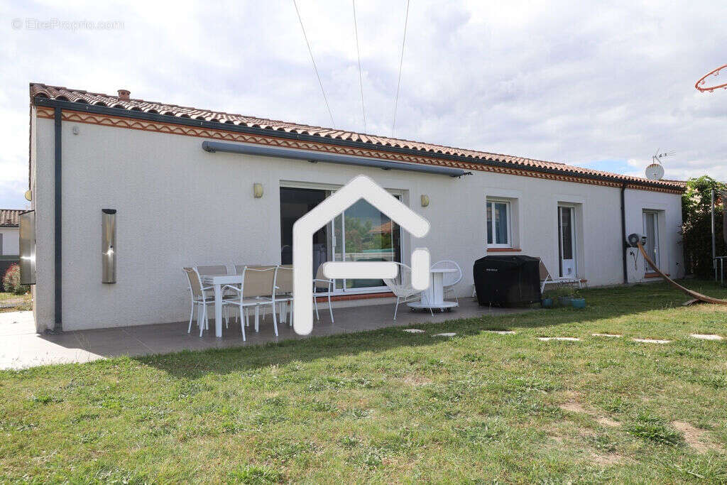 Maison 116 m² à La Tour-Du-Crieu  - photo 4