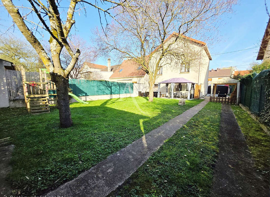 Maison à VILLEPARISIS