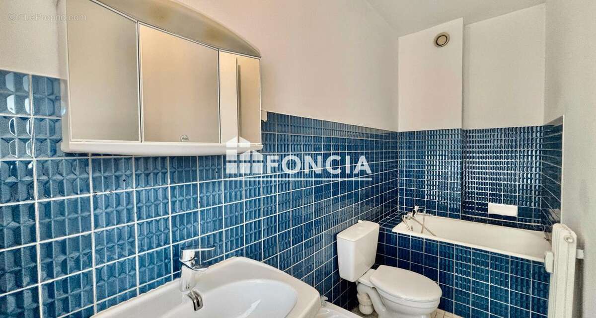 Appartement à TASSIN-LA-DEMI-LUNE