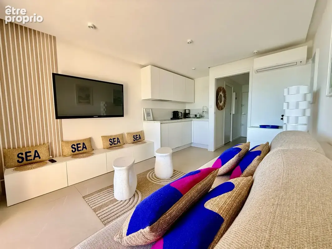 Superbe studio meuble avec pleine vue mer. - photo 7