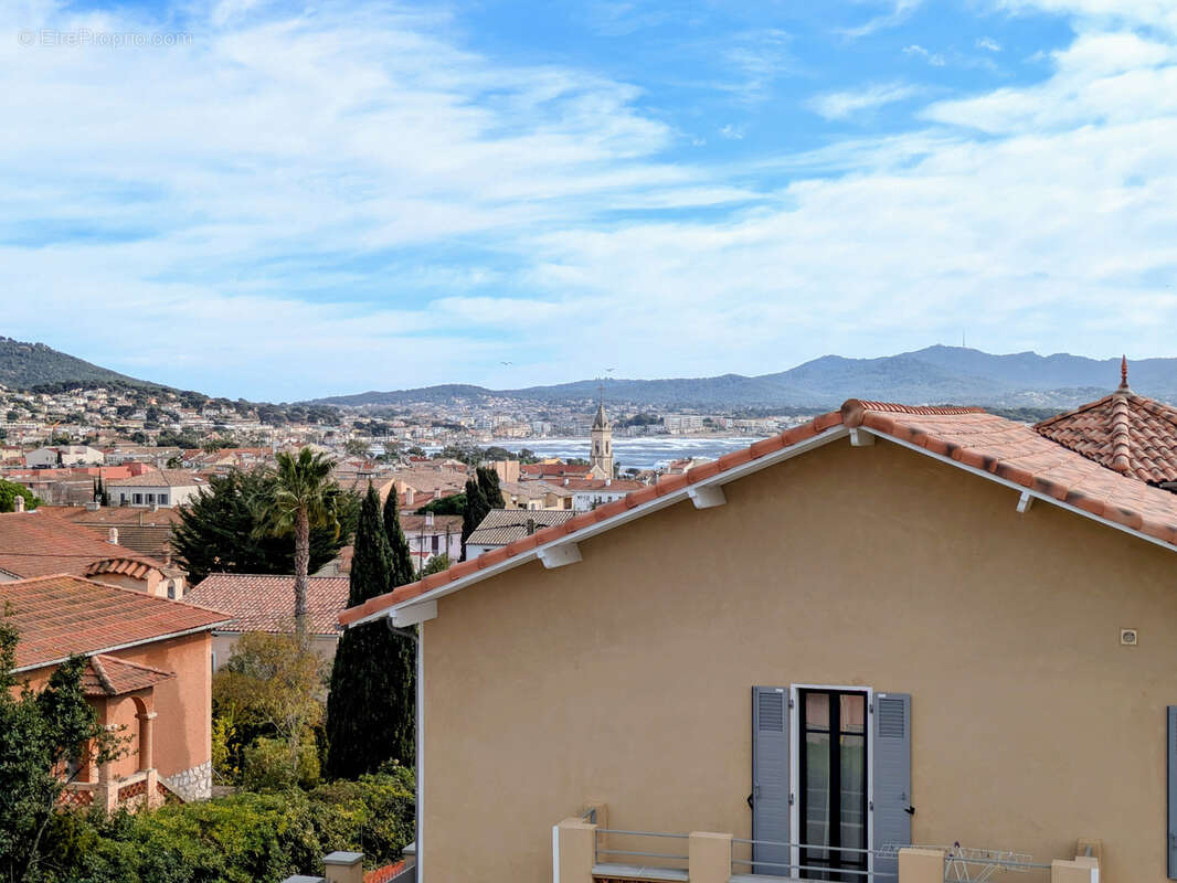 Appartement à SANARY-SUR-MER