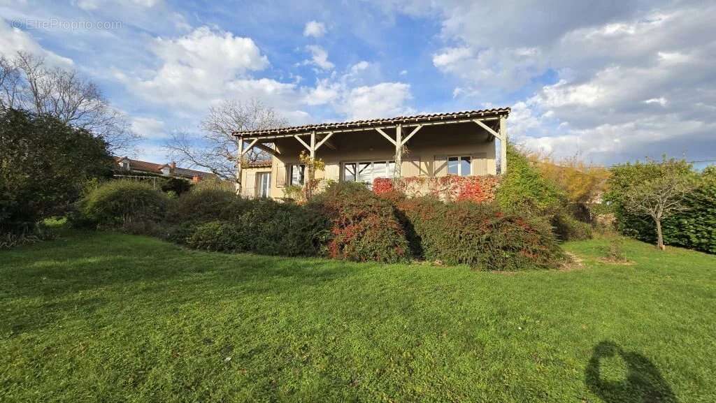Maison à MAZILLE