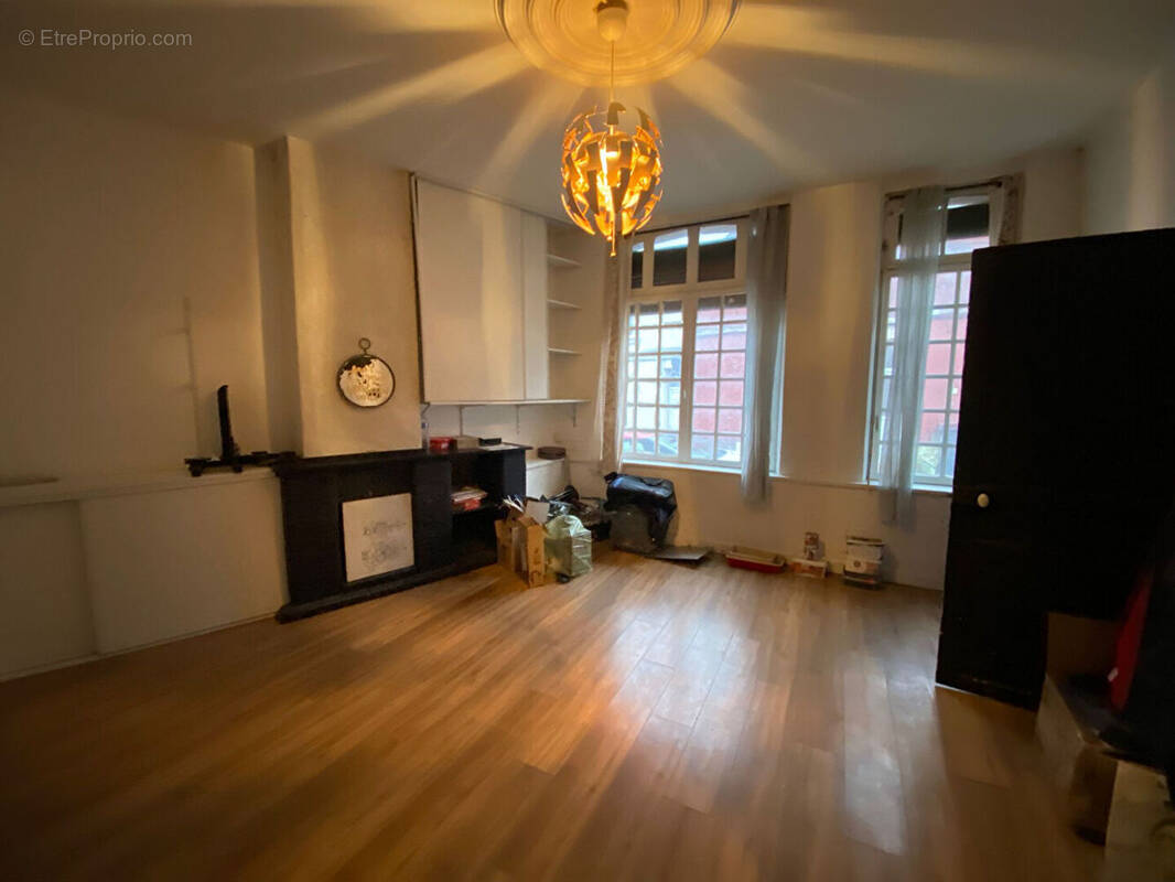 Maison à SAINT-QUENTIN