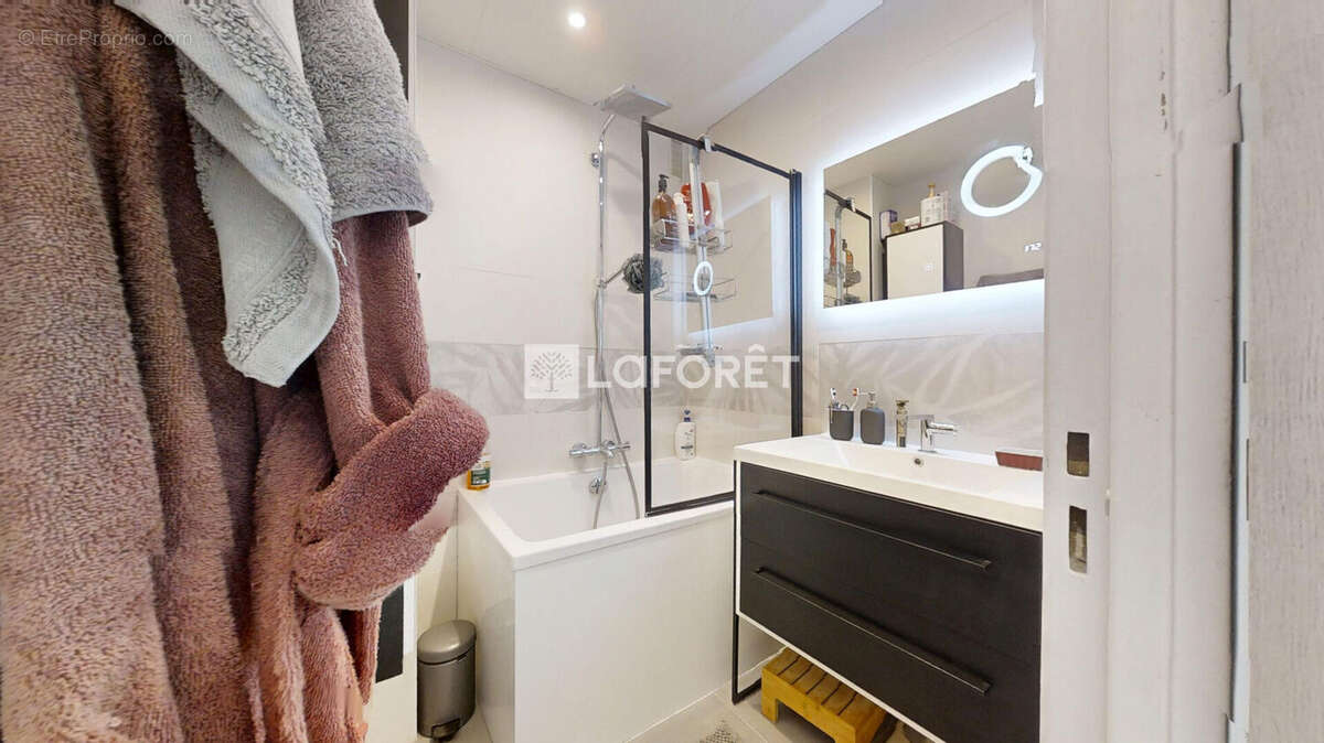 Appartement à VELIZY-VILLACOUBLAY