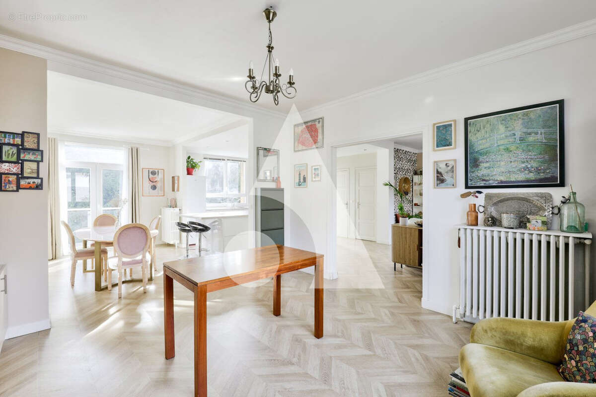 Maison à LA COURNEUVE