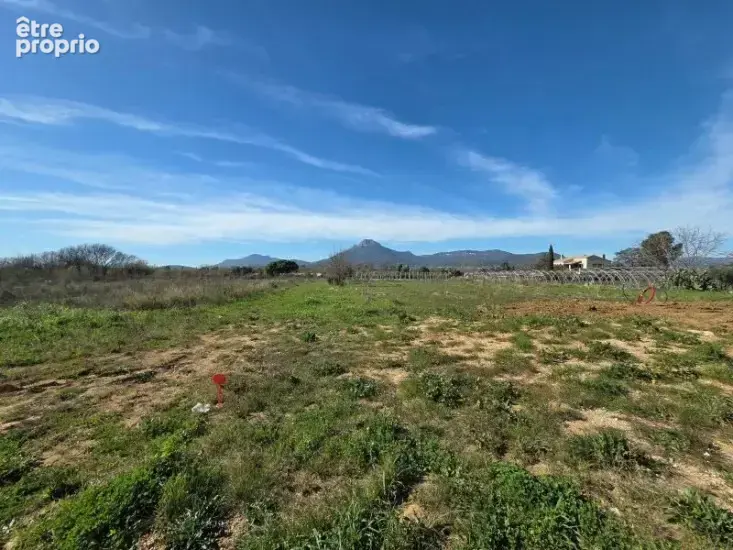 Terrain à LA CRAU