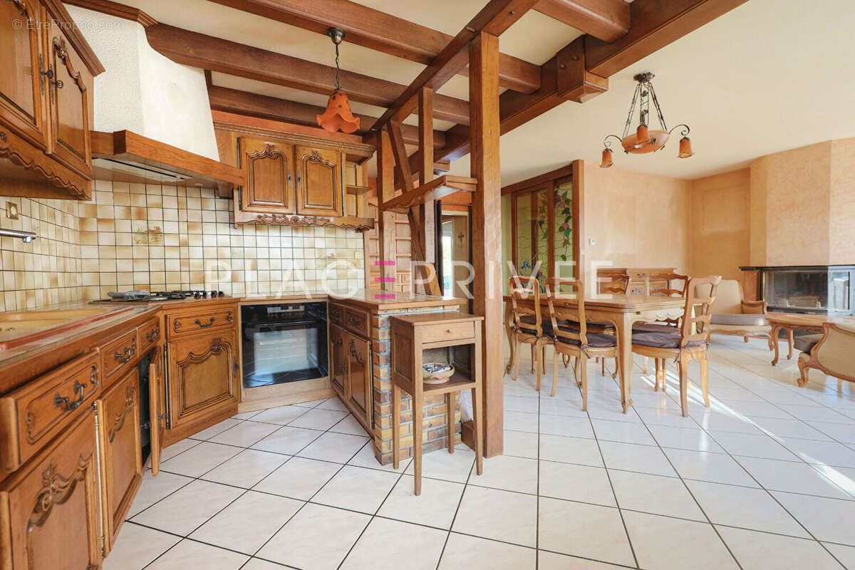 Maison à NEUVES-MAISONS