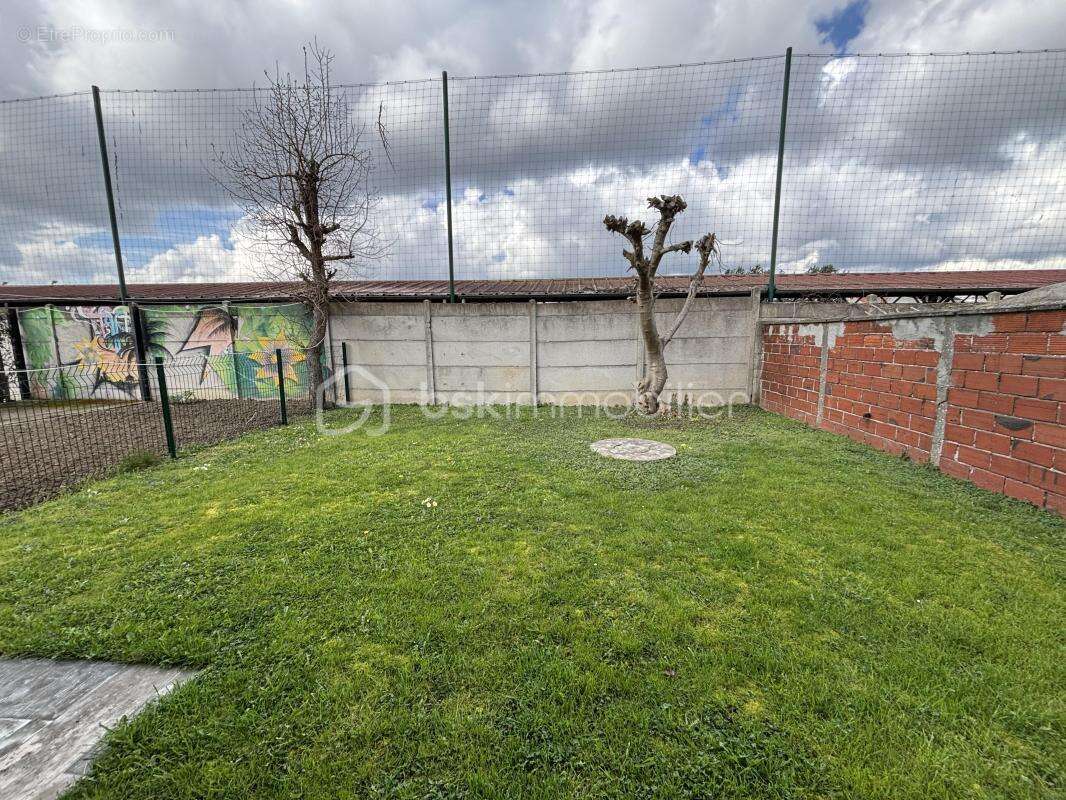 Maison à VIRY-CHATILLON