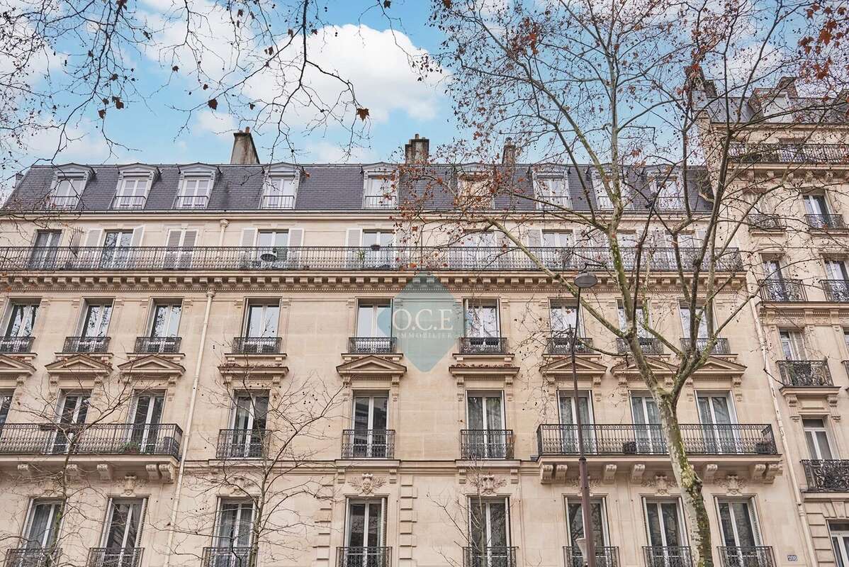 Appartement à PARIS-11E