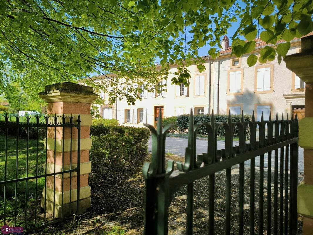 Maison à VILLEFRANCHE-DE-LAURAGAIS