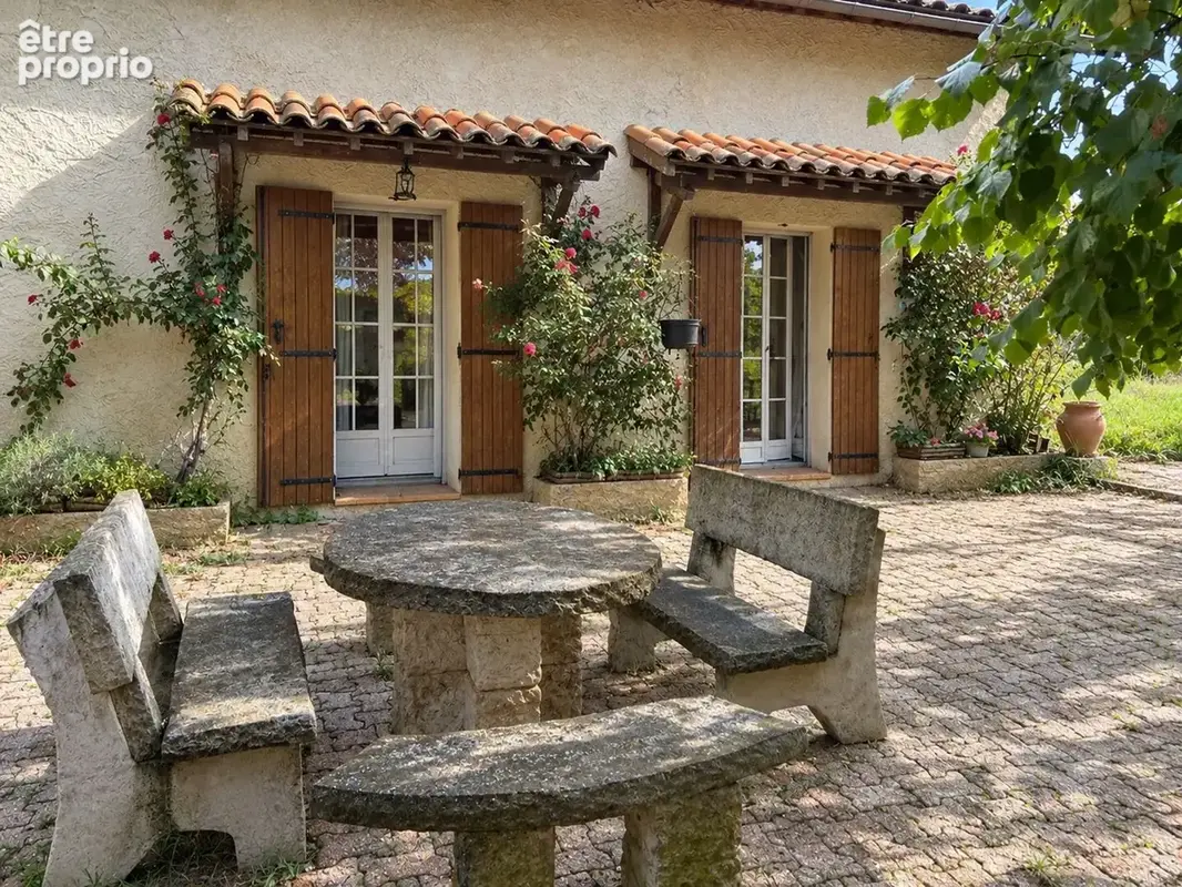 Maison 6 pièces 175 m² à vendre à Chatuzange-Le-Goubet (26300) - photo 2