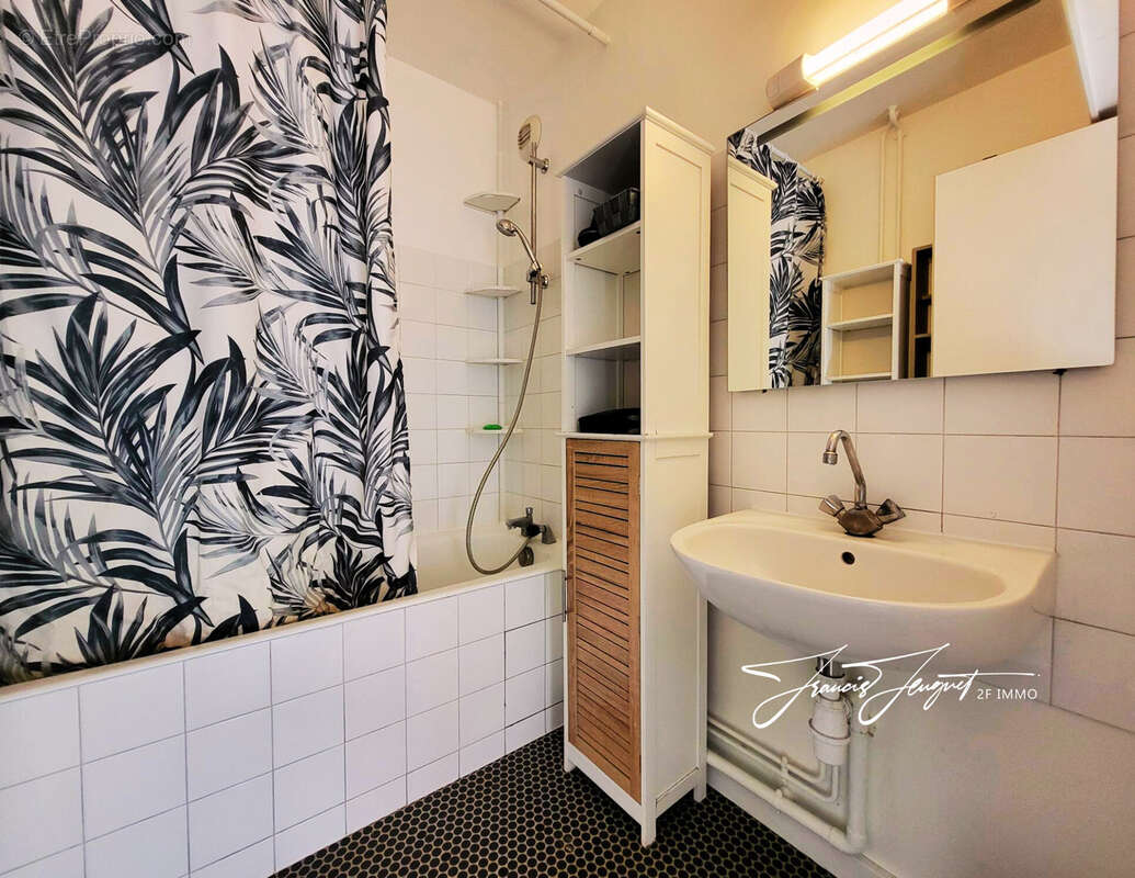 Appartement à QUINTAL