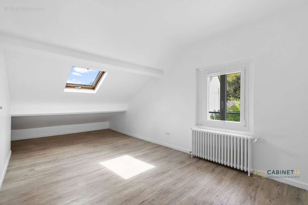 Maison à BUC