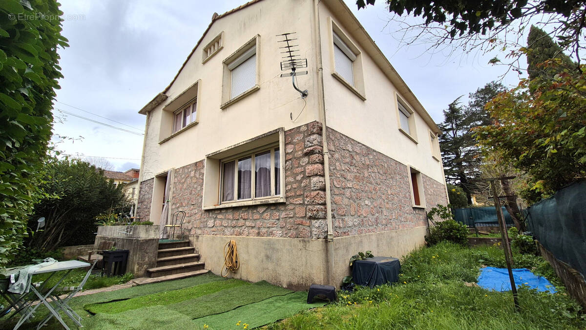 Maison à LAMALOU-LES-BAINS