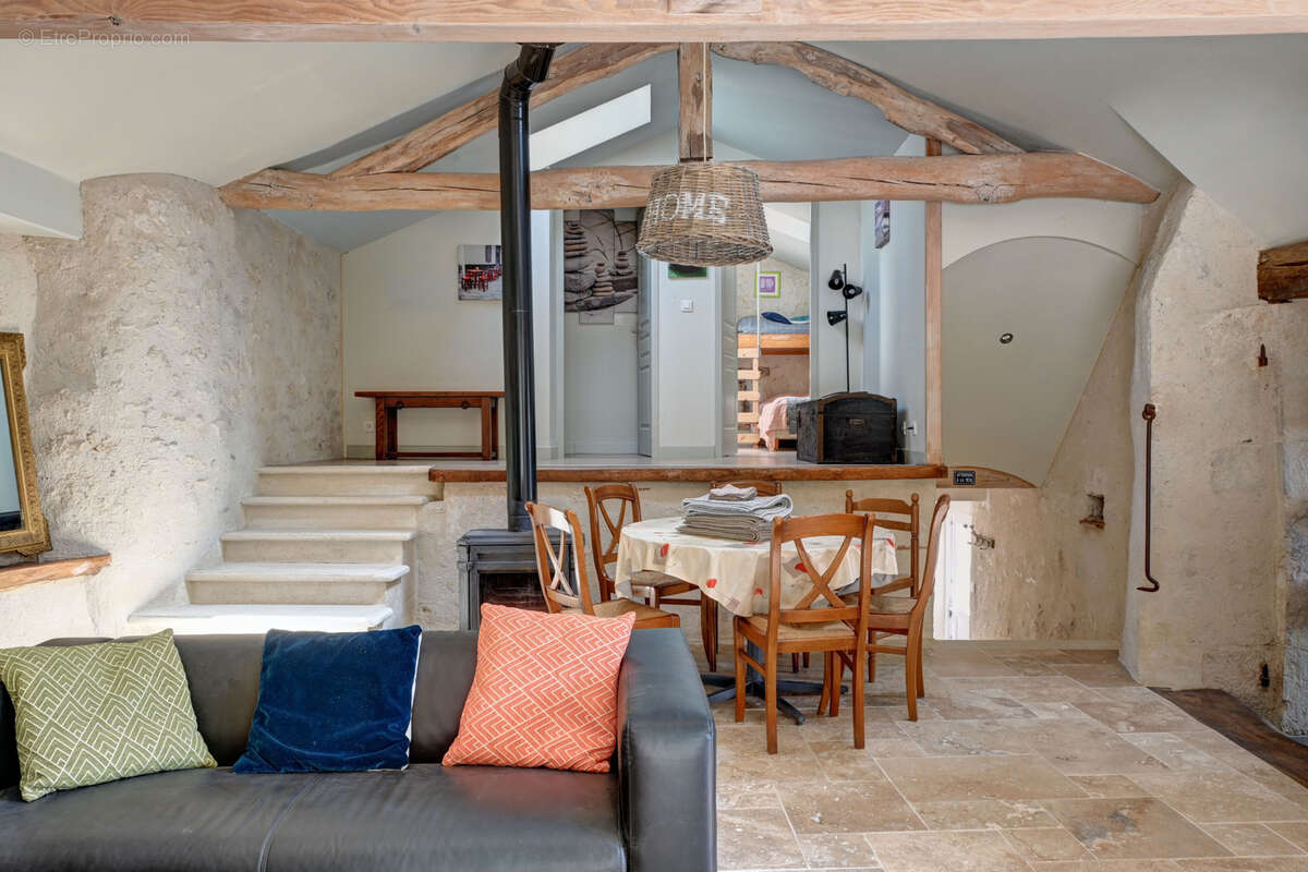 Charmante maison en pierre avec gîte et piscine - photo 9