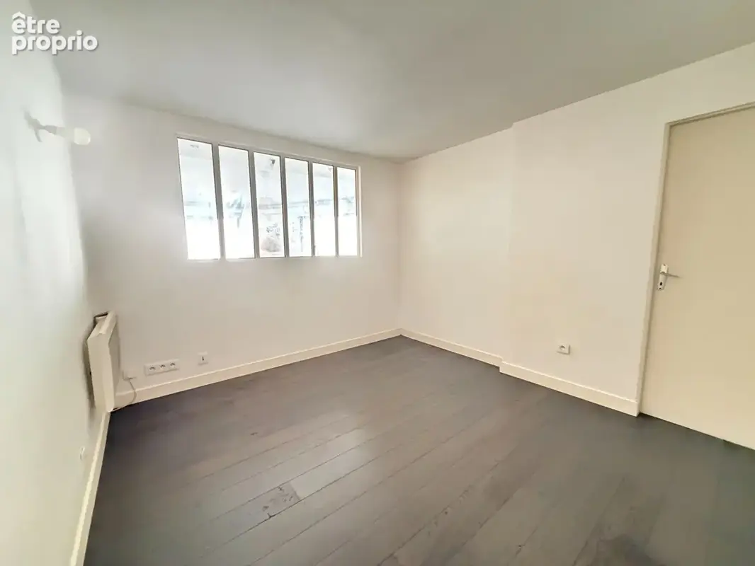 Local commercial 53m² à linas - photo 4