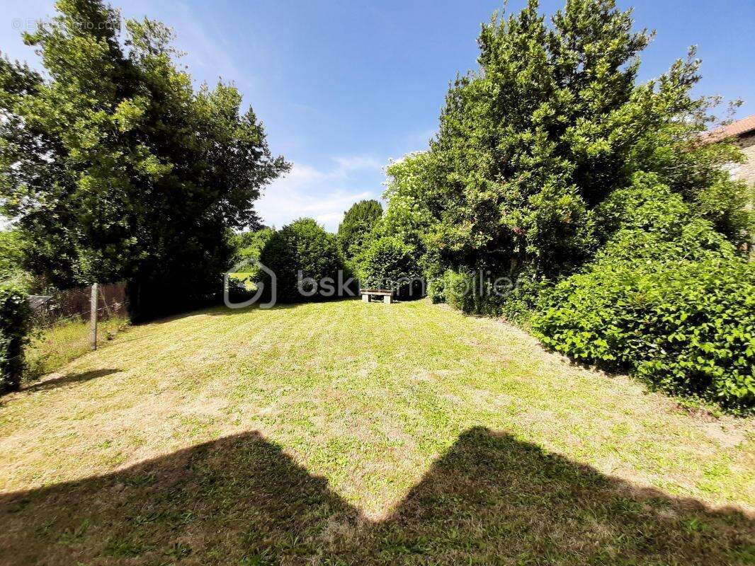 Maison à SAINT-CHRISTOPHE