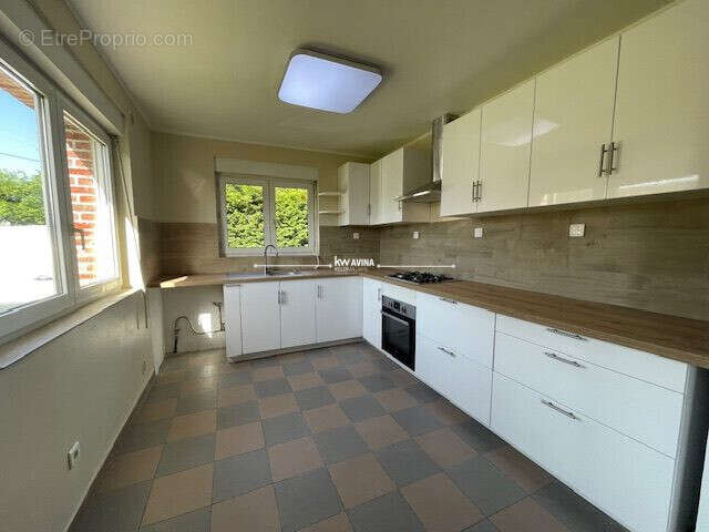 Maison 96 m² à Hergnies  - photo 3