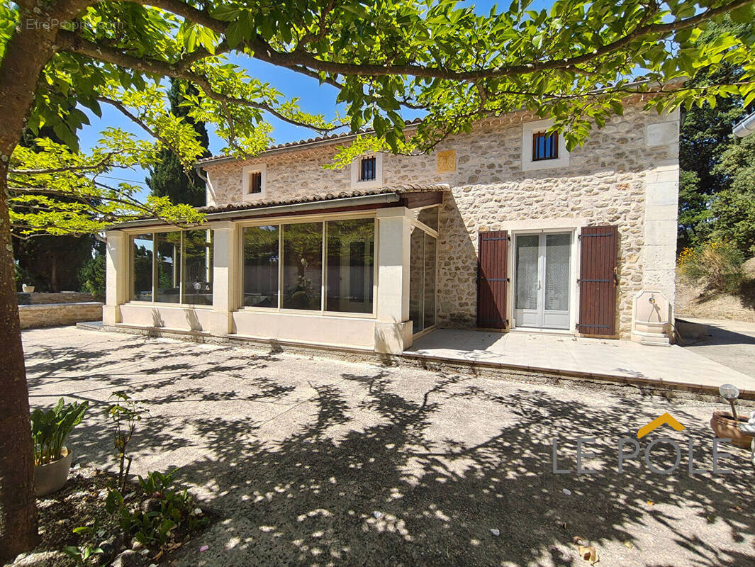 Maison à CLANSAYES