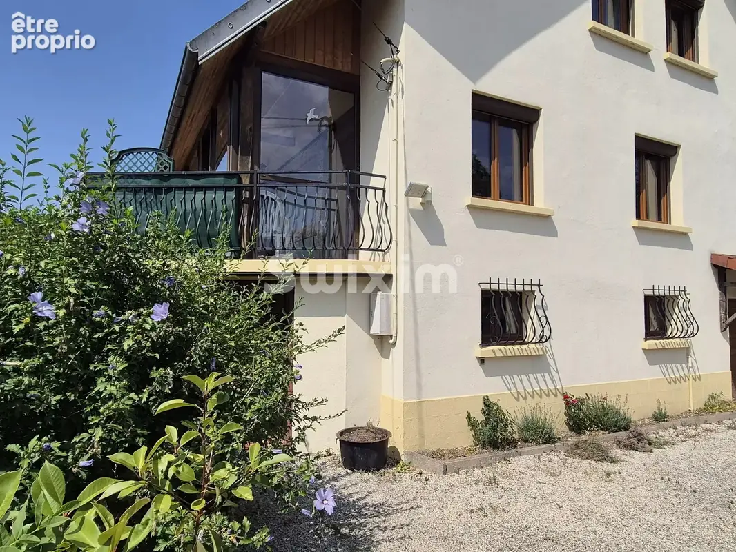 Maison etat impeccable avec vue degagee  sur la loue - photo 2