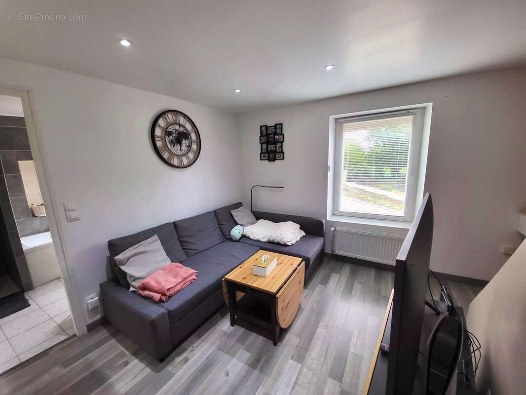 Maison 60 m² à Baslieux  - photo 8