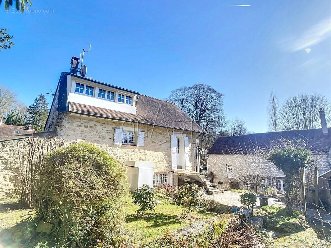 Maison à SERAINCOURT