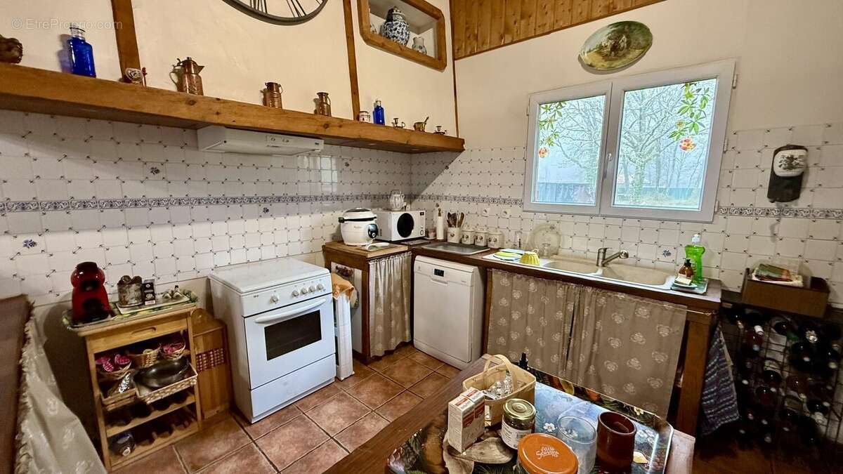 Maison à MOUSTEY