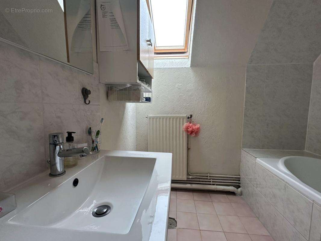 Maison à BRETTEVILLE-SUR-ODON