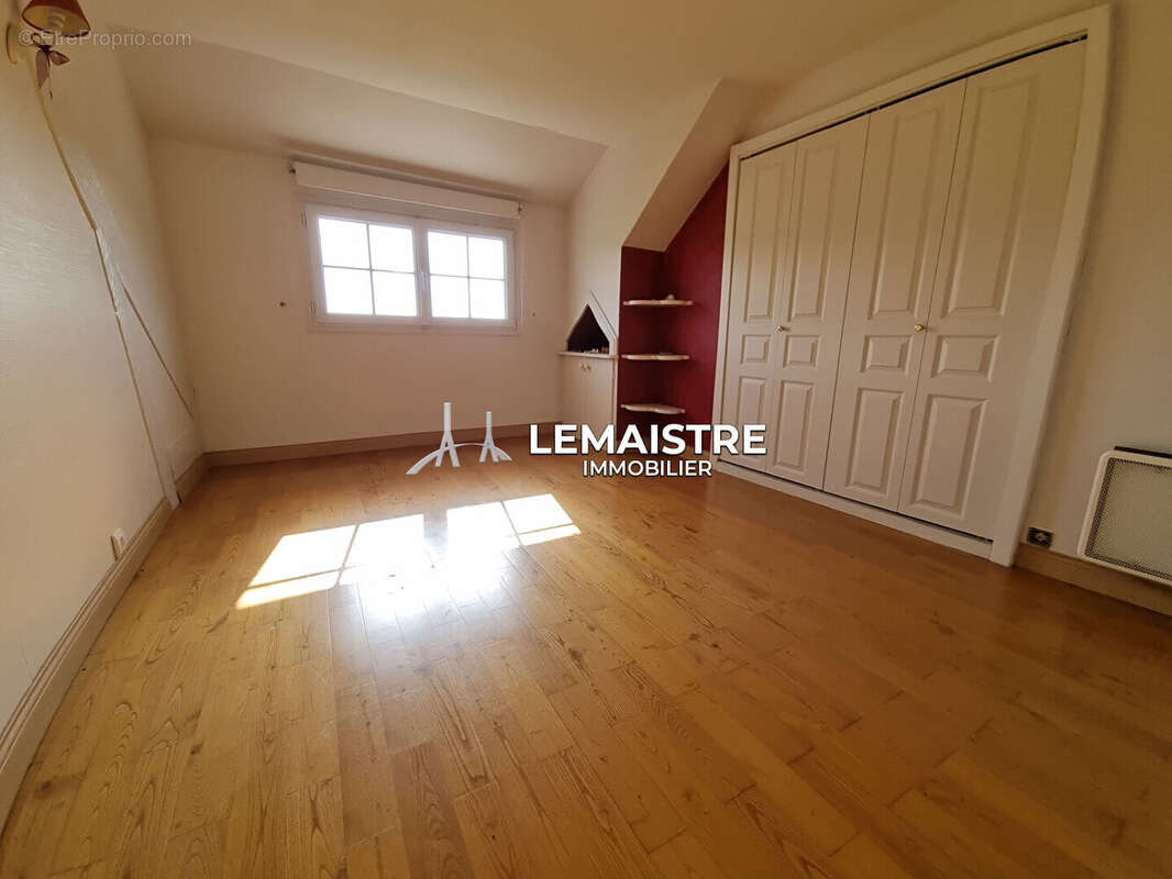 Maison à SAINT-ROMAIN-DE-COLBOSC