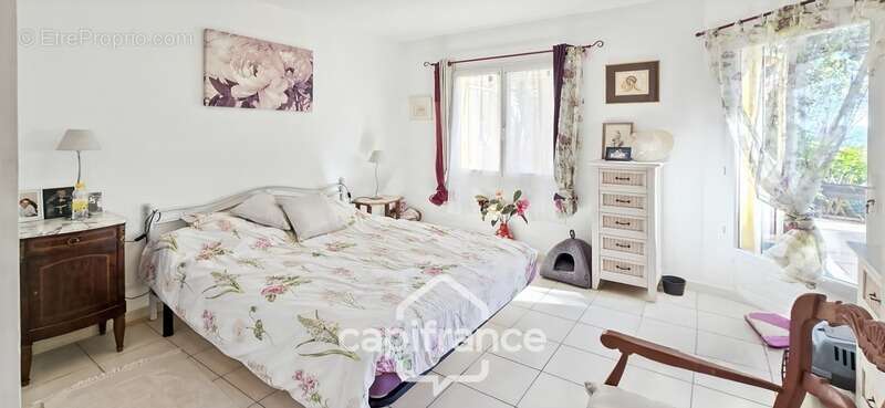Maison à vendre 5 pièces LA FARLEDE (83)+garage double - photo 13