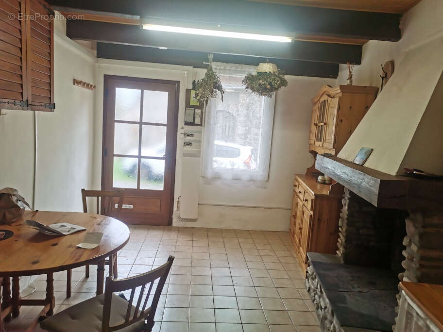 Maison à LA SALVETAT-SUR-AGOUT