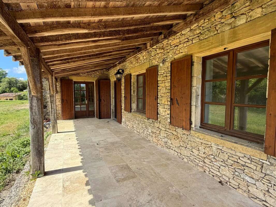 Maison à MONPAZIER