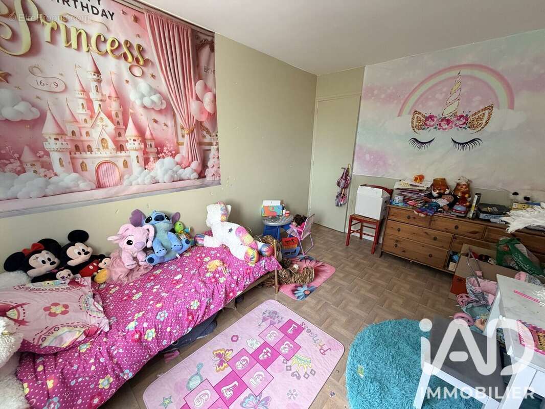 Maison 105 m² à Clos-Fontaine  - photo 8
