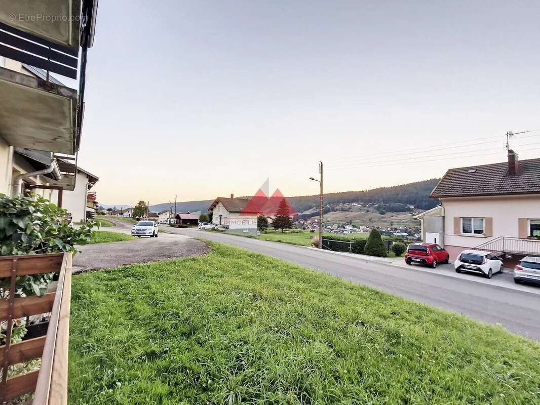 Appartement à BOIS-D'AMONT